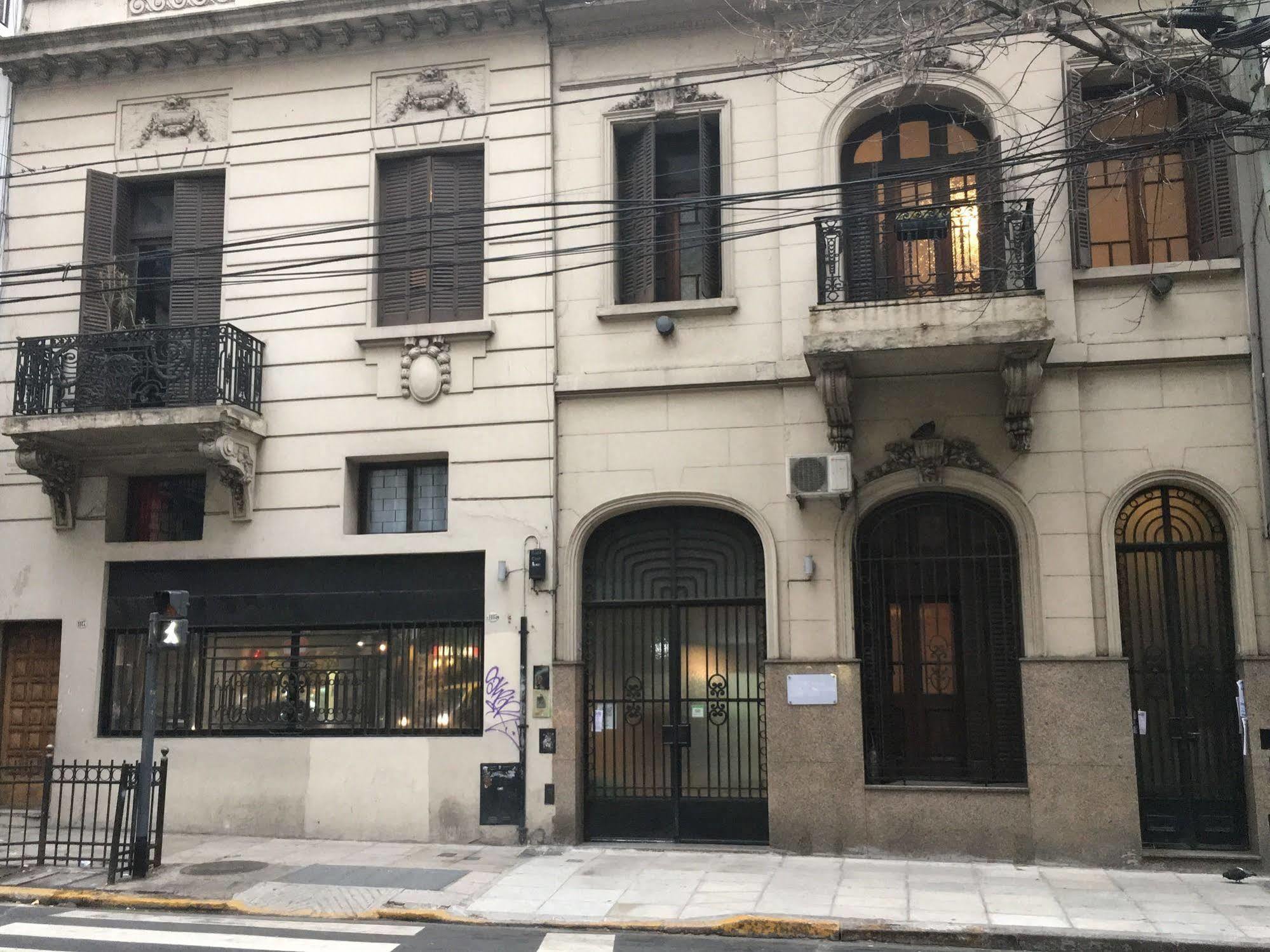 Petit Recoleta Hostel Буэнос-Айрес Экстерьер фото