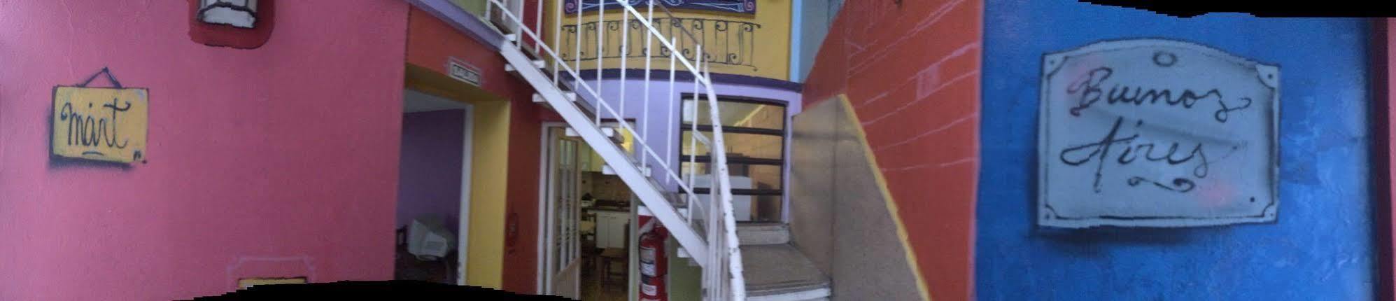 Petit Recoleta Hostel Буэнос-Айрес Экстерьер фото
