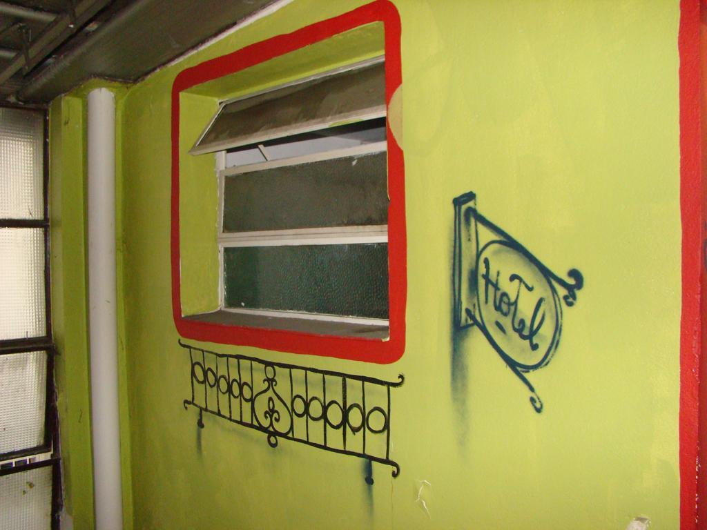Petit Recoleta Hostel Буэнос-Айрес Экстерьер фото